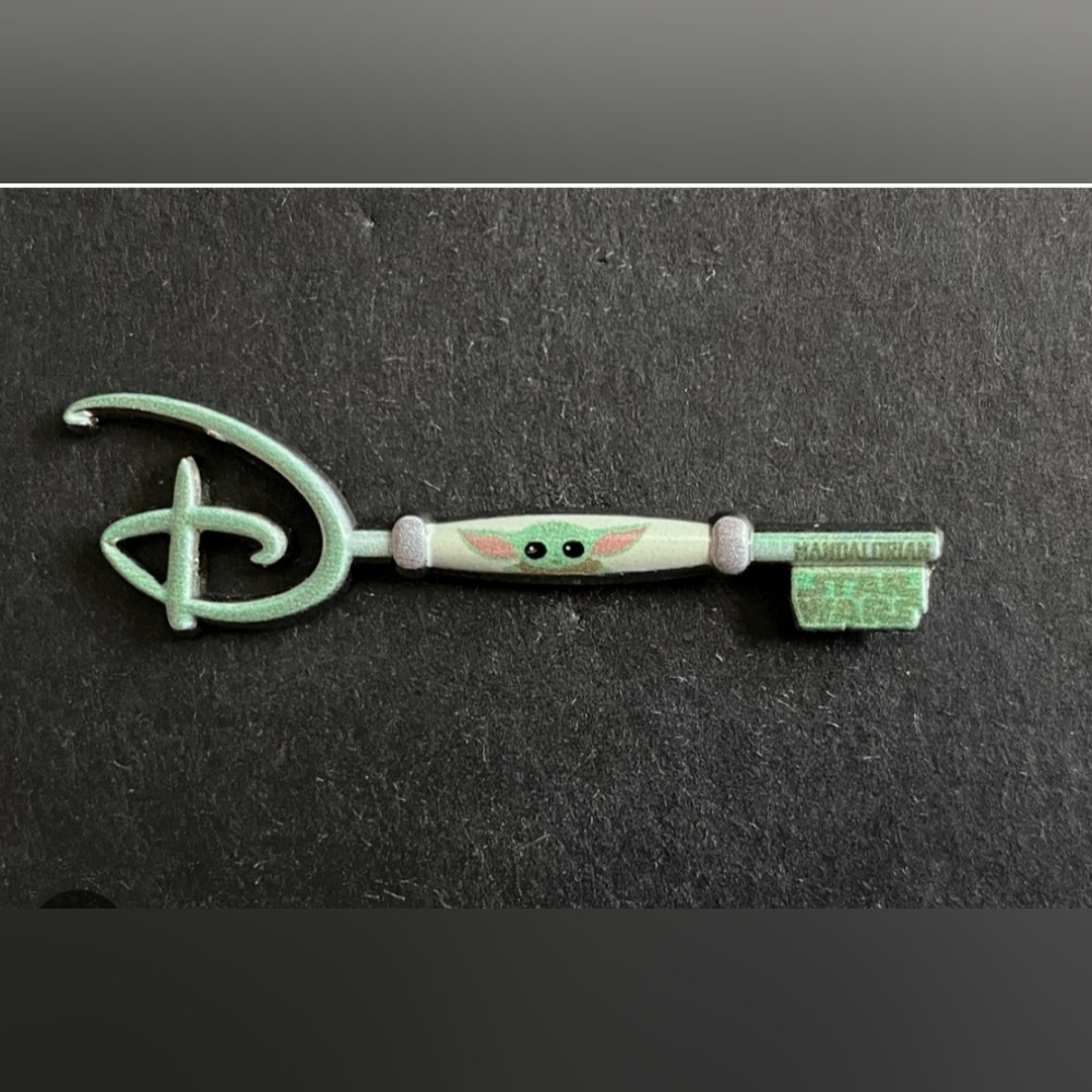 Disney Parks Key to Imagination Star Wars Mandalorian Child Disney Pin Grogru